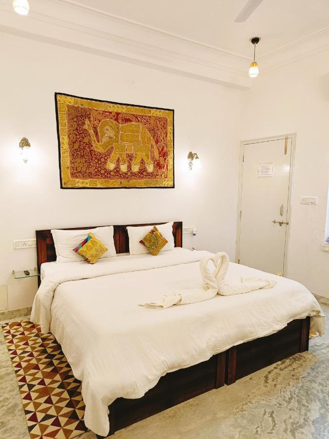 מלון אודייפור Prakash Ji'S Haveli -Luxurious Lakeside Retreat- מראה חיצוני תמונה